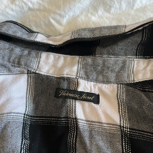 Victoria's Secret Women's Black and White Pajamas Nightgown - Picture 4 of 5